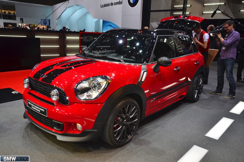 mini-jcw-countryman-021