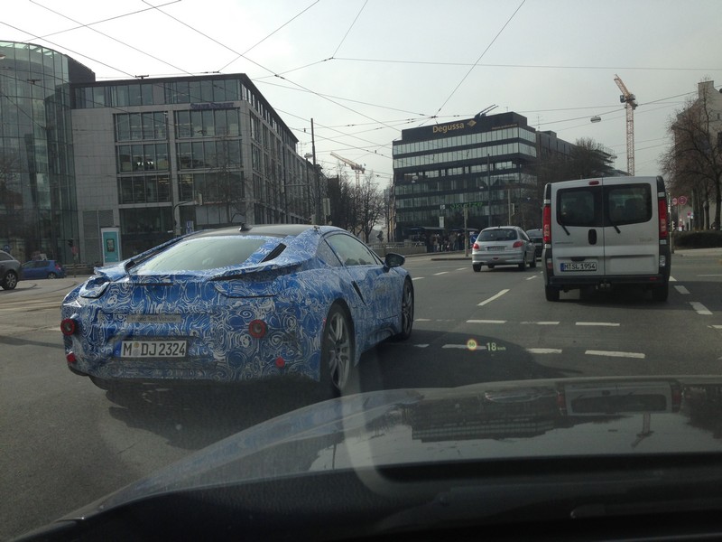 i8-bmw1