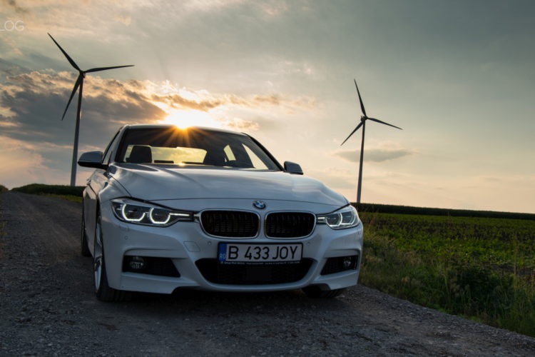 BMW 330e iPerformance is 2017 Green Car of the Year Award Finalist