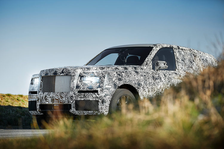 [Spied] Rolls Royce Cullinan SUV