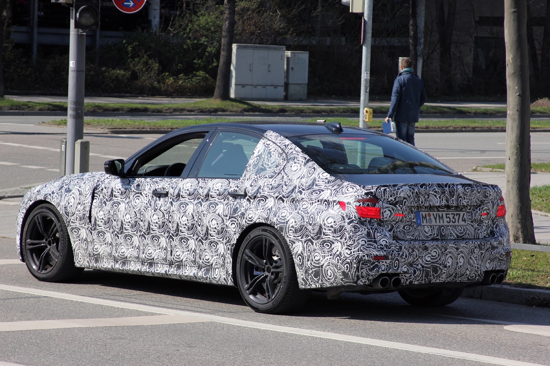 [Spy Photos] 2018 BMW F90 M5