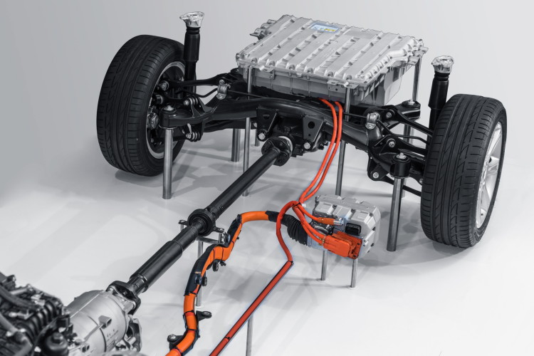 BMW to Incorporate Electric Motors Even in M Cars
