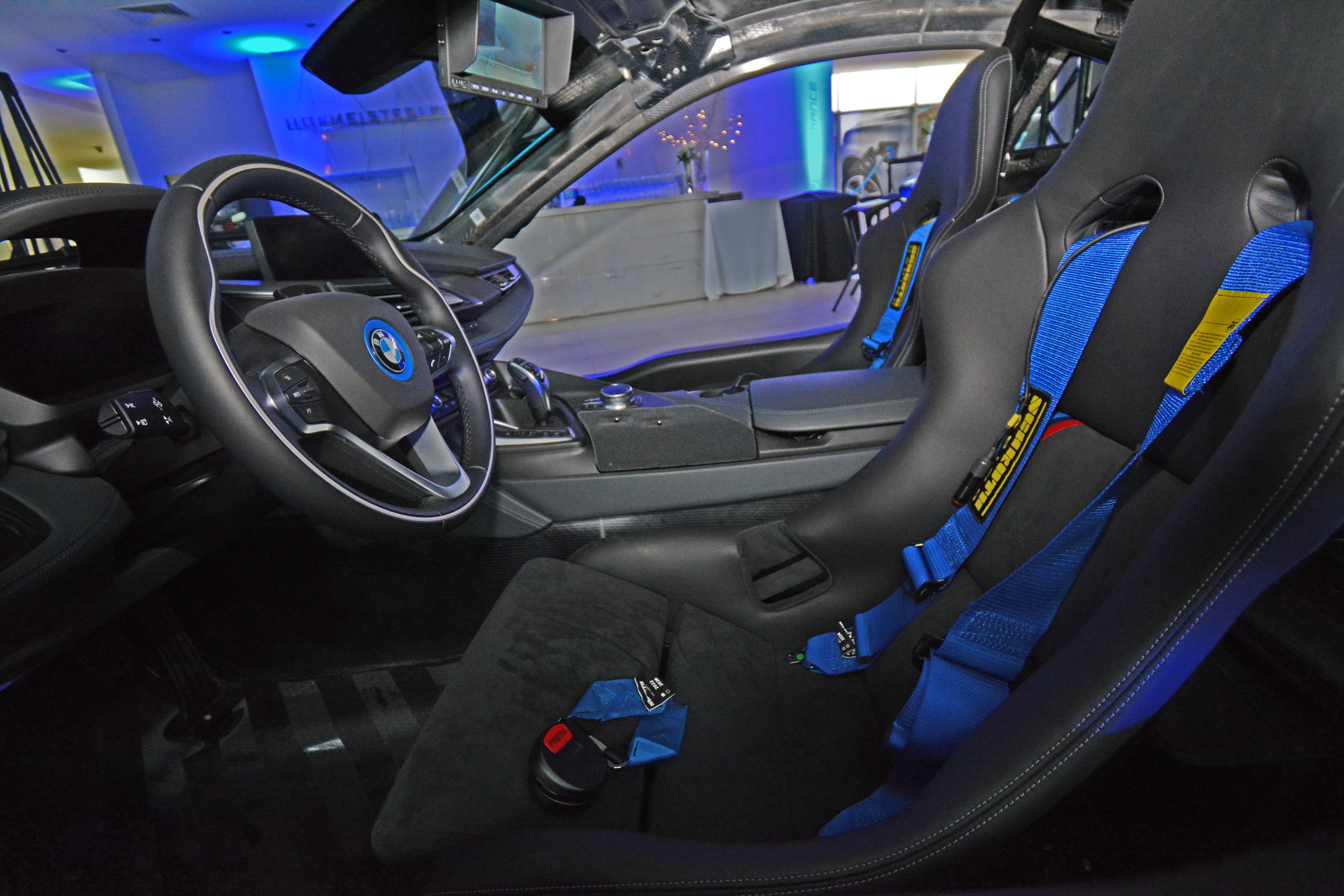 Debut for the next-generation Qualcomm Safety Car BMW i8 Coupé in Chile.