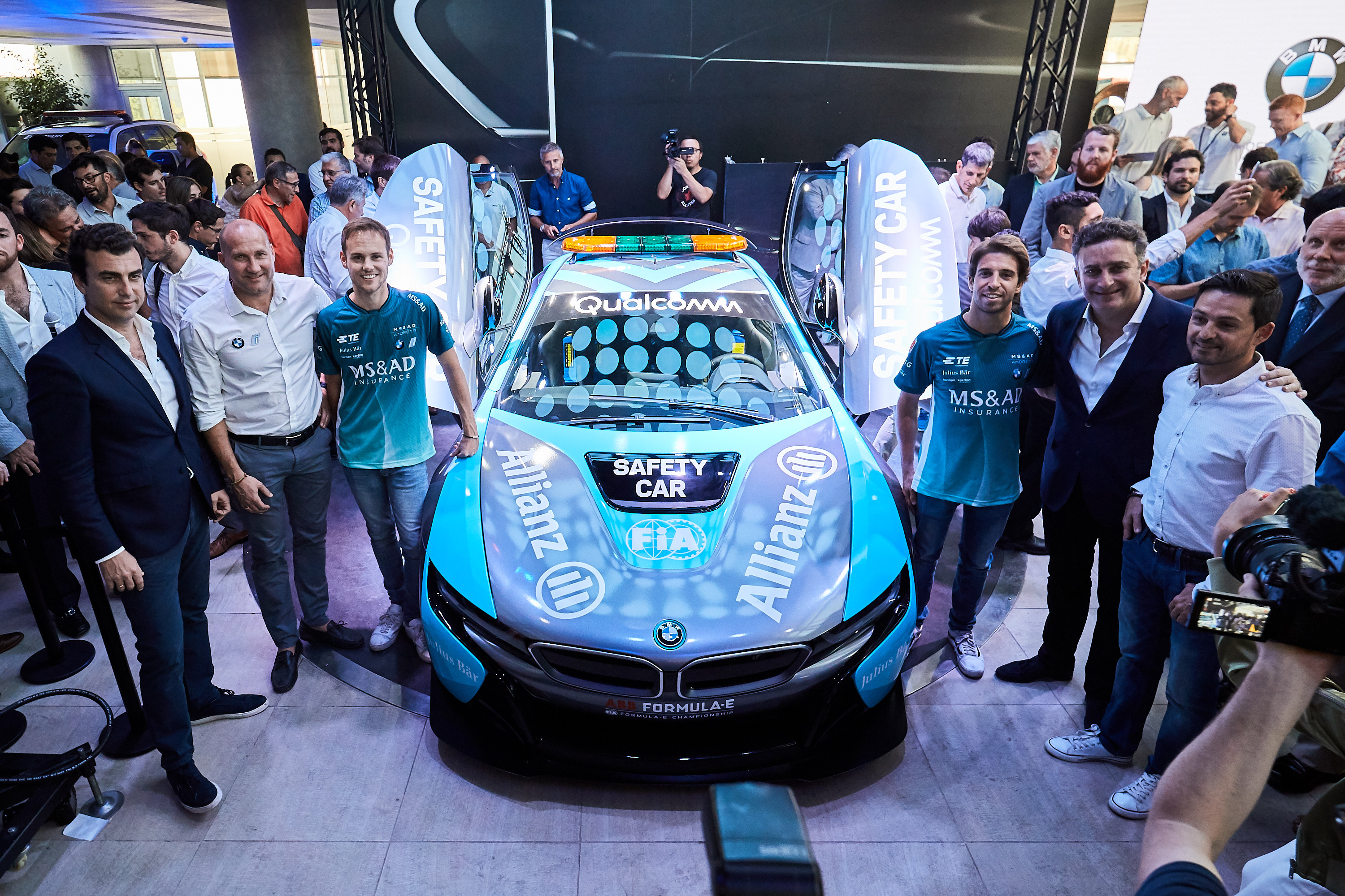 Debut for the next-generation Qualcomm Safety Car BMW i8 Coupé in Chile.
