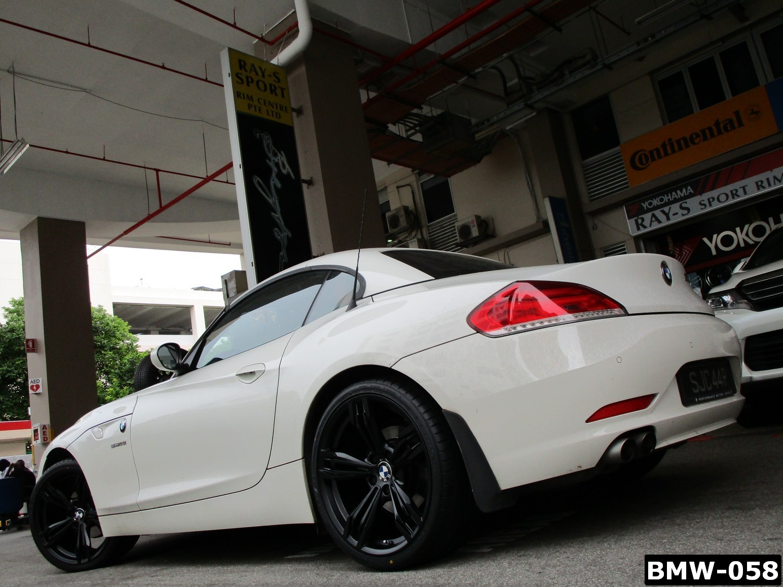 BMW-058.jpg