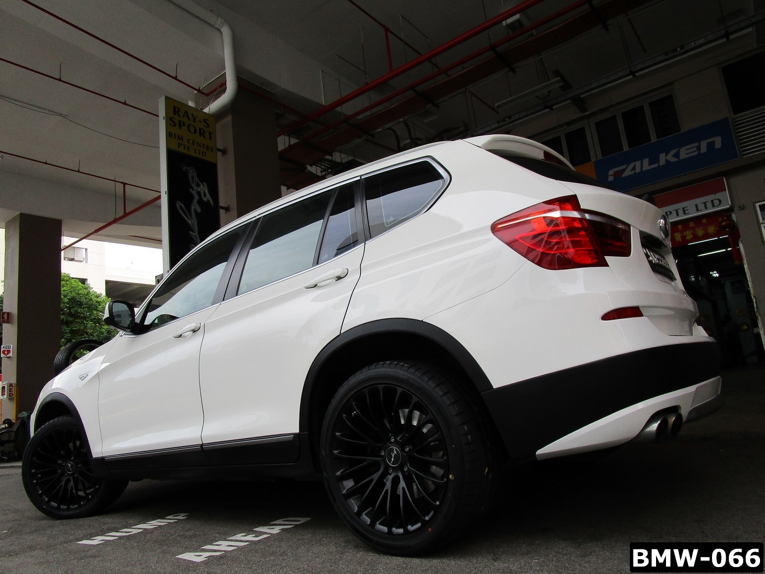 BMW-066.jpg