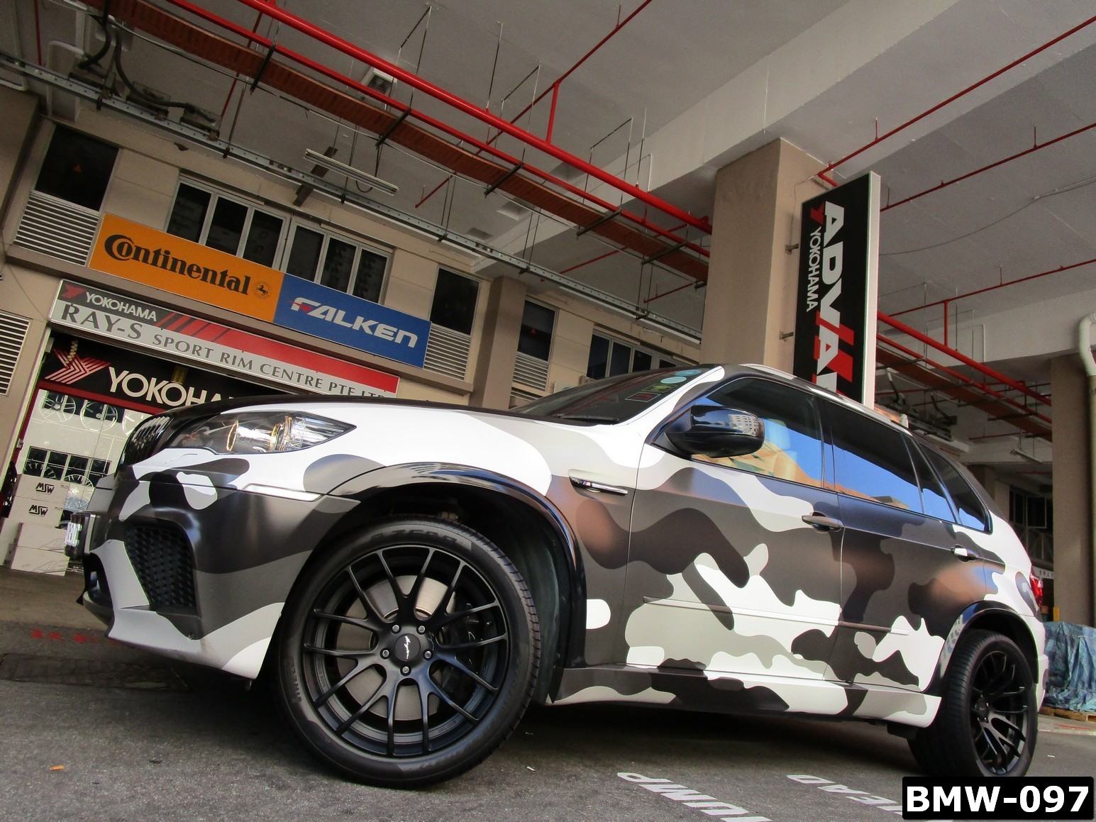 BMW-097.jpg