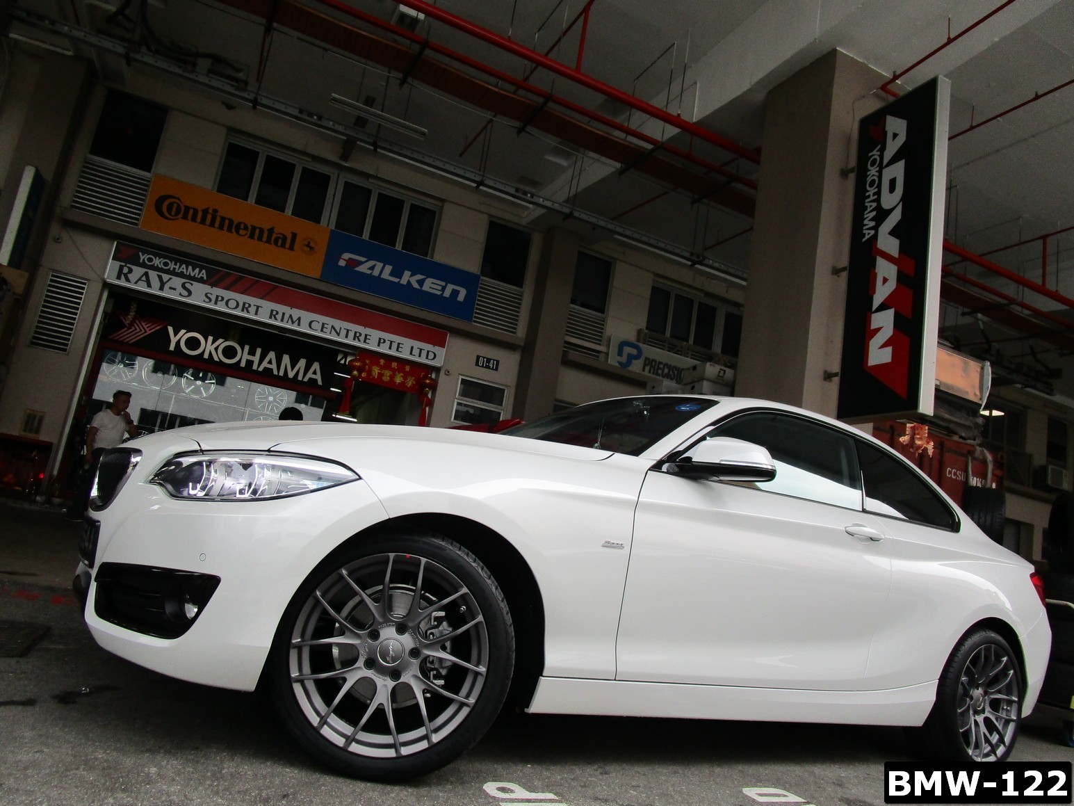 BMW-122.jpg