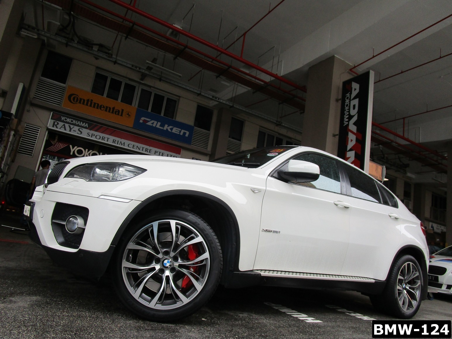 BMW-124.jpg