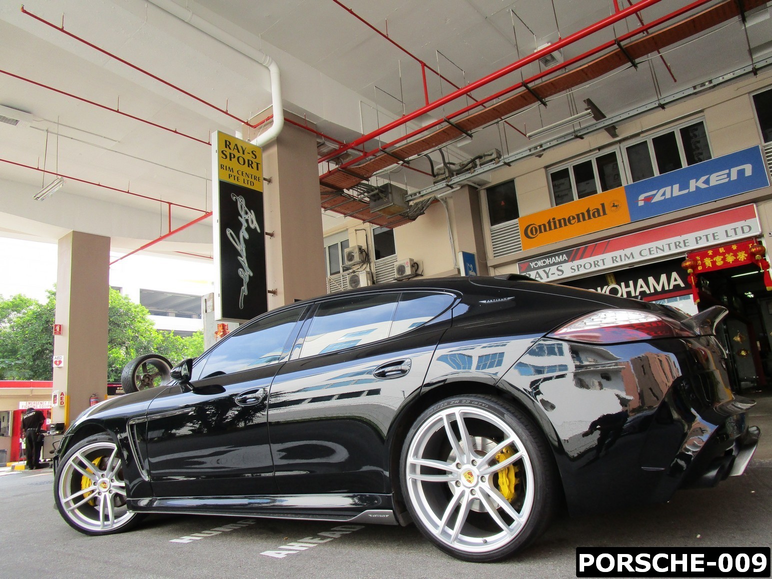 PORSCHE-009.jpg