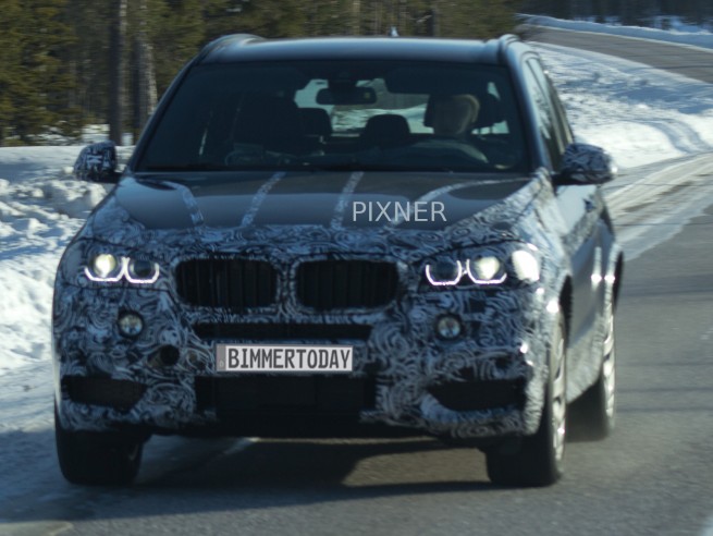 BMW-X5-F15-Scheinwerfer-LED-Tagfahr-Licht-Ringe-Erlkoenig-655x492