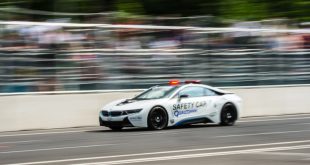 Spy Photos: 2018 BMW i8 Inspired by Safety Car