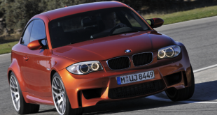 BMW 1M crash