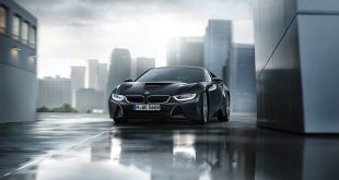 BMW i8 Protonic Dark Silver Edition