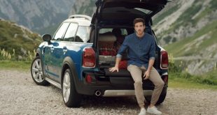 [Video] How MINI Countrymanâ€™s Picnic Bench Works