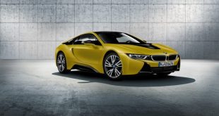 BMW i8 Protonic Frozen Black Edition and Protonic Frozen Yellow