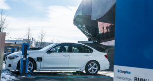 [Video] BMW 330e Review