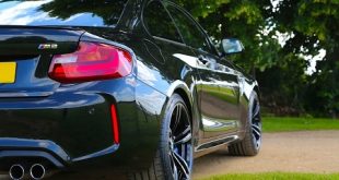 Driving 2017 BMW M2 Around London