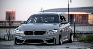 Nardo Gray BMW M3 with Vossen Wheel