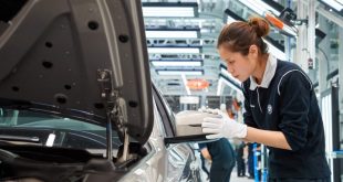 [Video] A Peek Inside BMWâ€™s Dadong Plant in China