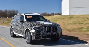[Spy Photos] First view of the BMW X7 interior