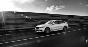 [Video] BMW 6 Series GT 640d xDrive 0-260km/h acceleration and top speed