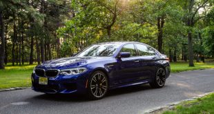 [Video] Super-saloon showdown: 2018 BMW M5 vs Alpina B5