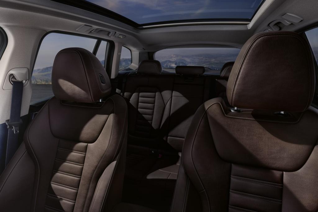BMW iX3 - seats