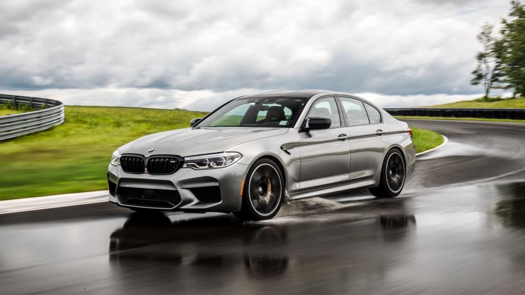 [Video] A Drag Race with a BMW M5 1,000hp - BMW-SG