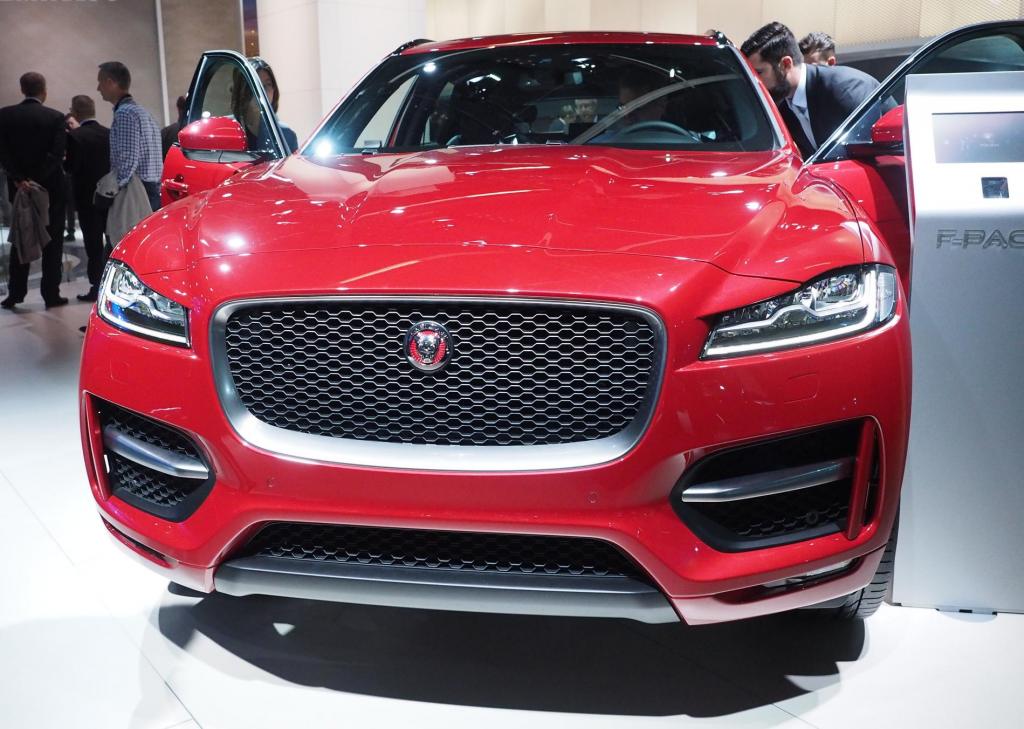 BMW iX's new Competitor in Jaguar J-Pace