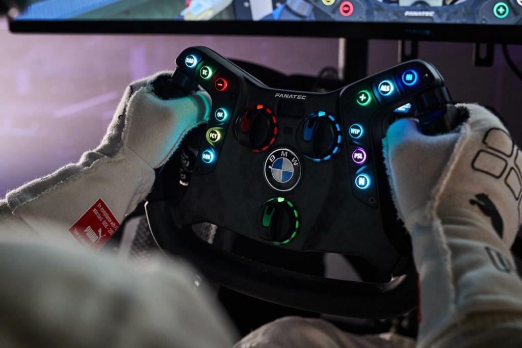 BMW continues to expand its SIM formats