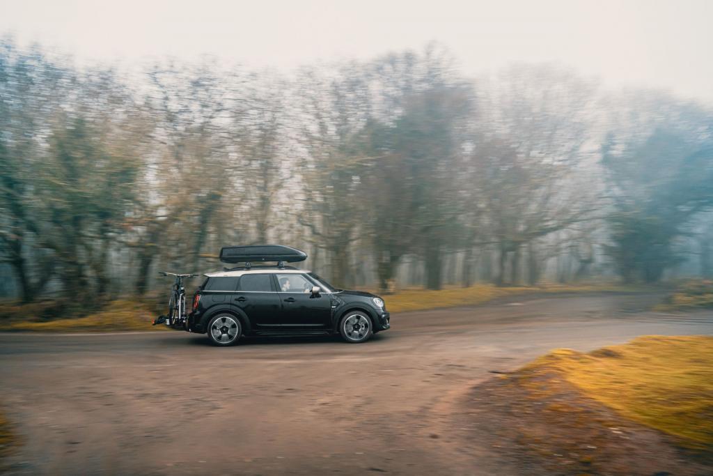 mini-shadow-edition-brings-us-the-new-clubman-and-countryman