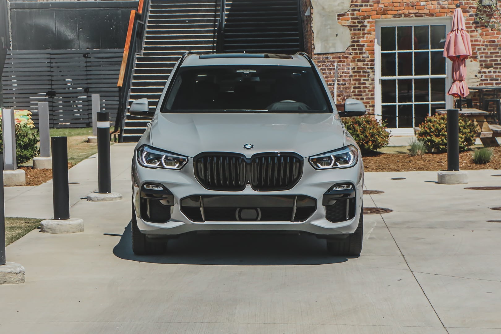 BMW X5 M50i in Lime Rock Grey a Monster Family SUV BMW SG
