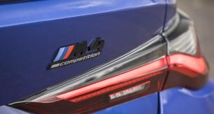 [Video] M4 Competition takes on Renault Megane RS Trophy-R