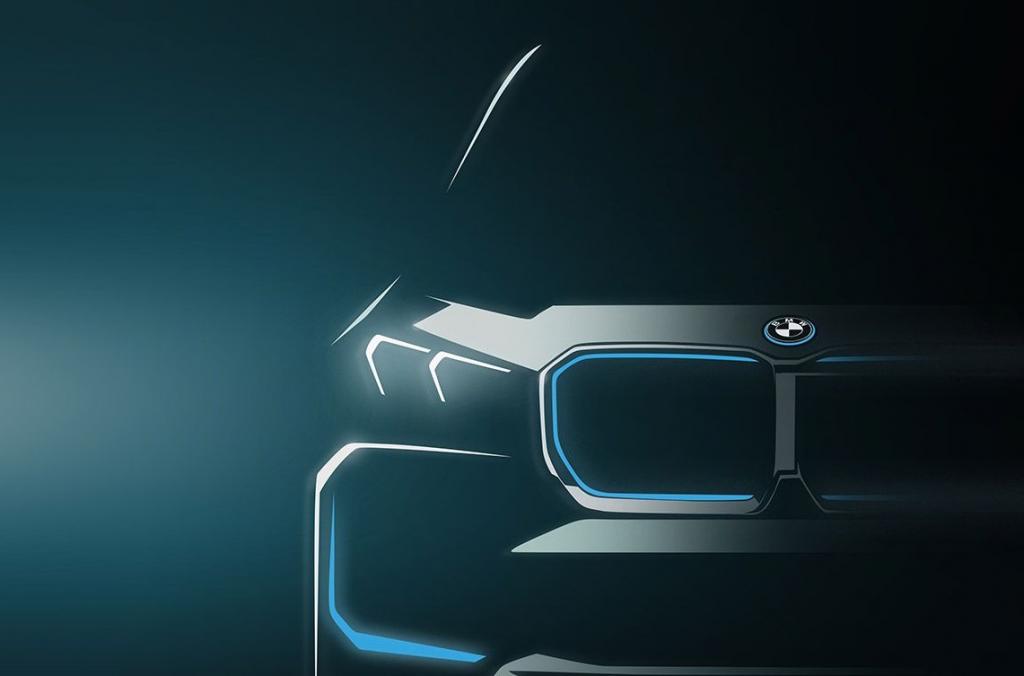 Leaked Photos of BMW X1 and iX1 Before Debut