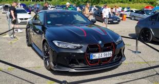 BMW M4 CSL Looks More Aggressive in Sapphire Black