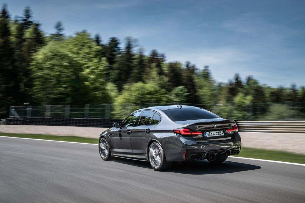 Classy BMW M5 LCI Takes The Nurburgring