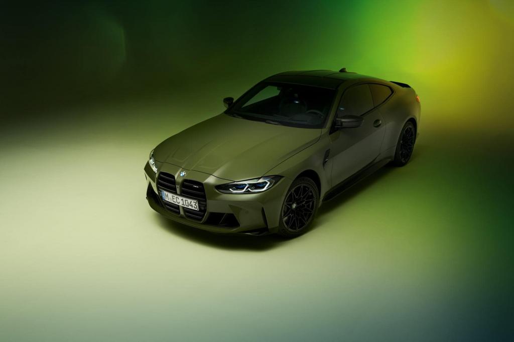 Illuminated M Hood Logo Looks Stunning on Custom BMW M4