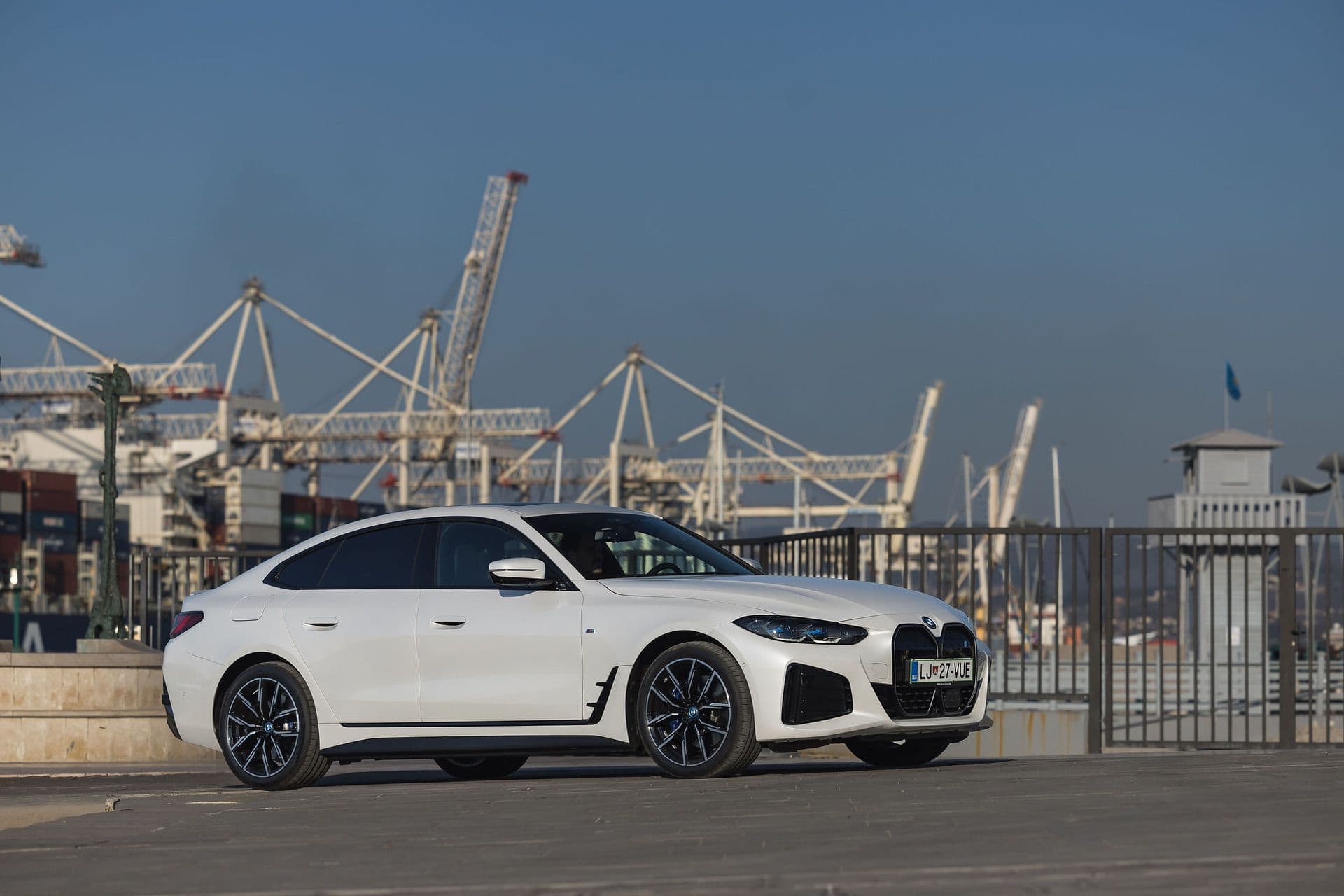 The BMW i4 eDrive35 An EntryLevel Version With 282 HP BMW.SG
