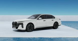 a-closer-look-at-bmw-i7s-tartufo-interior