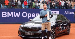 all-electric-bmw-i5-m6o-struffs-prize-at-munich-open