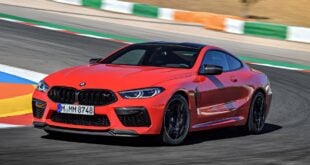 video-bmw-m8-outpaces-bentley-gt-in-power-to-weight-clash
