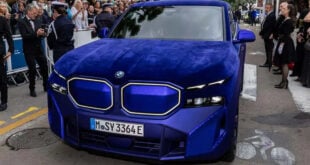 bmws-velvet-covered-xm-returns-with-unique-flair