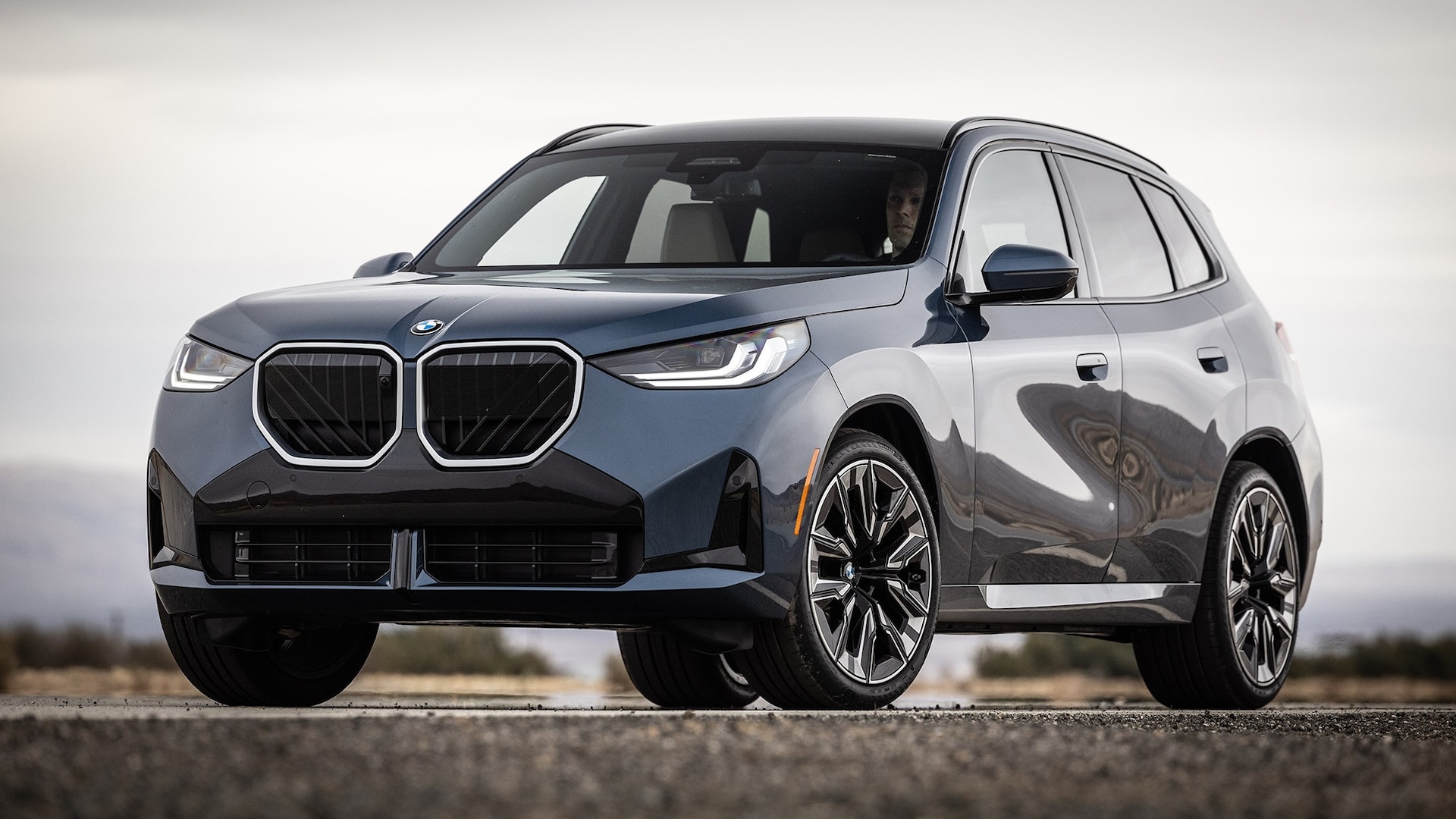 2025 BMW X3 30 xDrive Surges Forward With Power Speed Space - BMW.SG ...